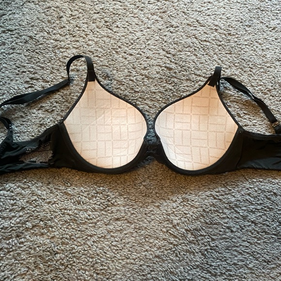 Victoria’s Secret Perfect Shape Bra - Picture 3 of 4